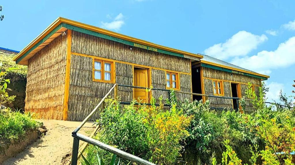 Simple countryside lodge